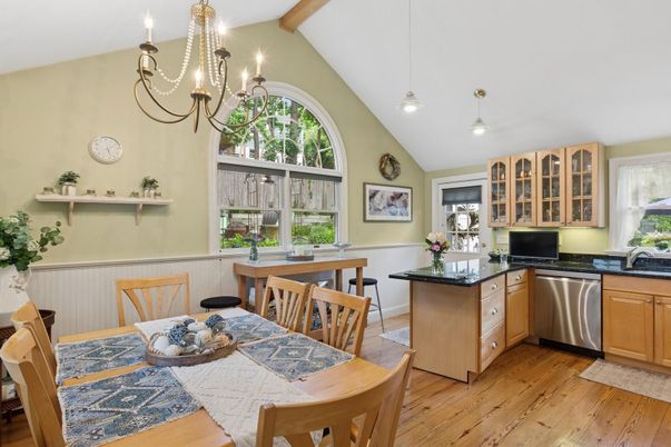 Chandelier, Dining room, Interior, Kitchen, Pendant Lights, Wood Texture Flooring