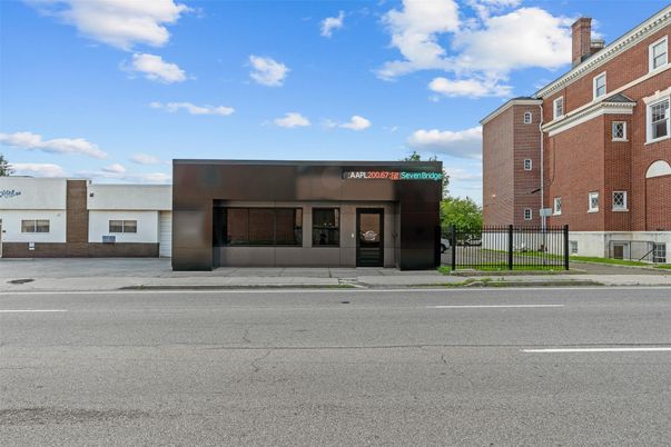 Exterior, Facade, Condo Building