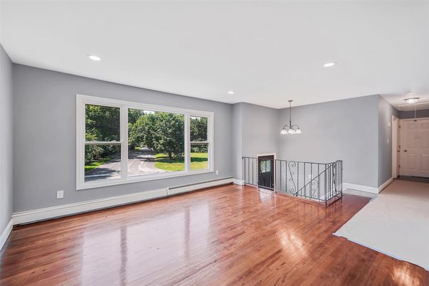 Empty room, Interior, Pendant Lights, Recessed Lighting, Wood Texture Flooring