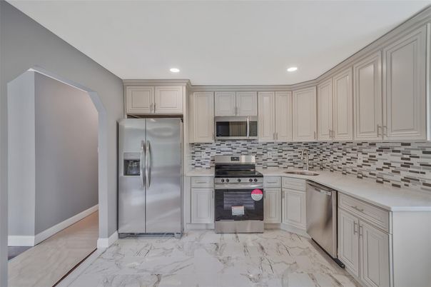 Interior, Kitchen, Marble, Recessed Lighting, Stainless Steel Appliances