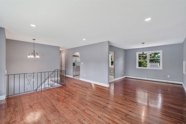 Empty room, Interior, Pendant Lights, Recessed Lighting, Wood Texture Flooring