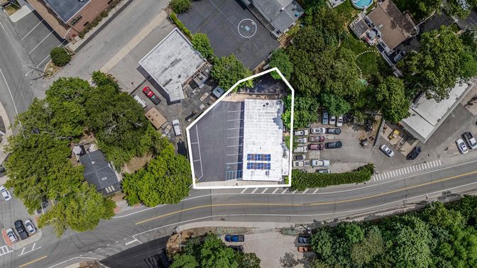 Exterior, Drone