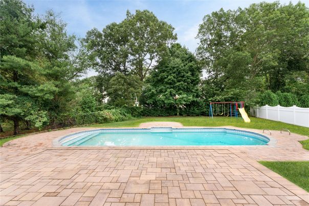 Exterior, Playground, Pool