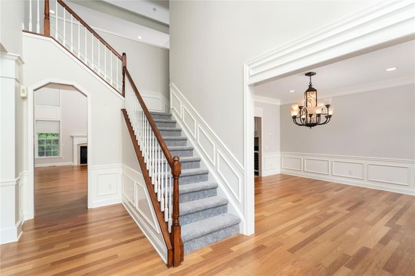 Chandelier, Interior, Recessed Lighting, Wood Texture Flooring