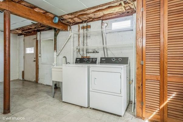 Interior, Utility Closets, Washer