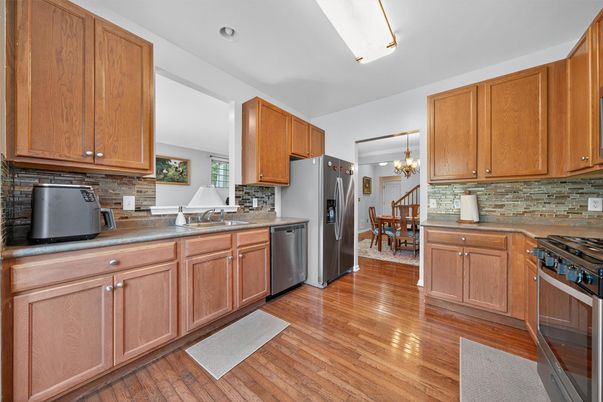 Chandelier, Dining room, Interior, Kitchen, Wood Texture Flooring