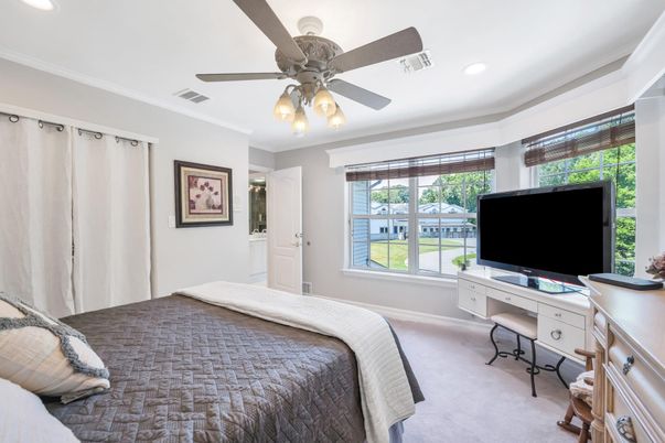 Bedroom, Home Office, Interior, Recessed Lighting, Water