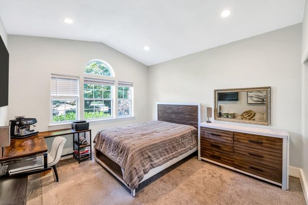 Bedroom, Home Office, Interior, Recessed Lighting