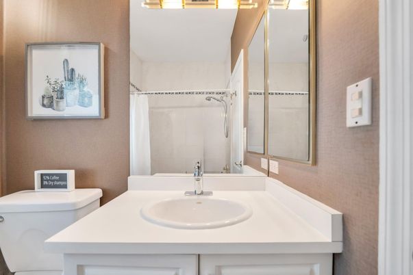 Bathroom, Dual Sink Vanities, Interior