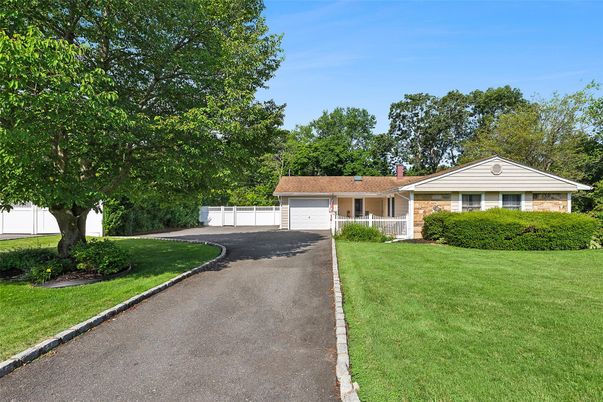 Attached, Backyard, Exterior, Facade, Brick Facade, Ranch