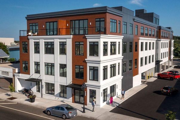 Exterior, Facade, Rowhouse