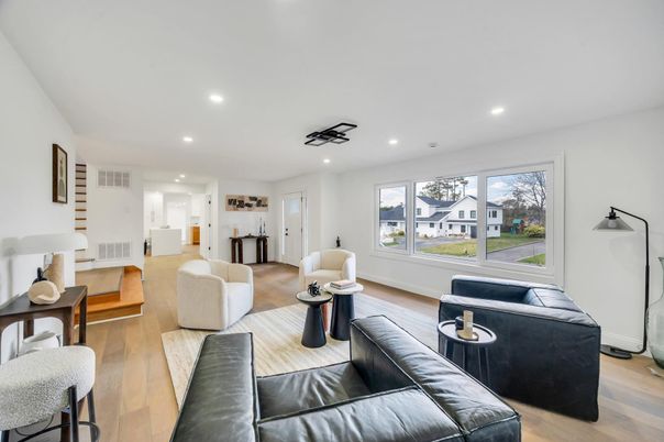 Interior, Living room, Recessed Lighting, Wood Texture Flooring