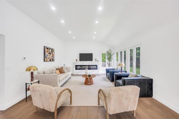 Fireplace, Interior, Living room, Recessed Lighting, Wood Texture Flooring