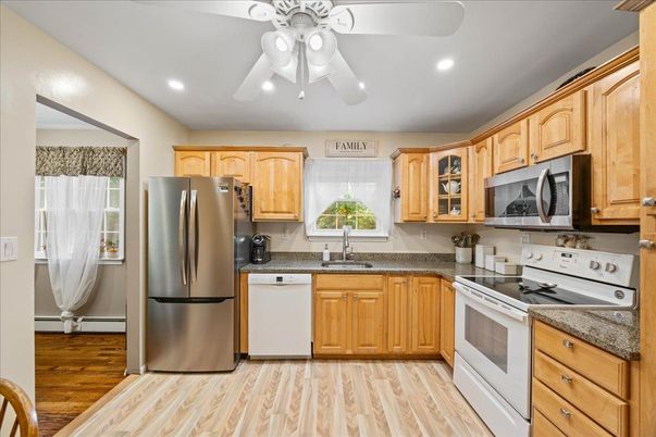 Interior, Kitchen, Recessed Lighting, Wood Texture Flooring