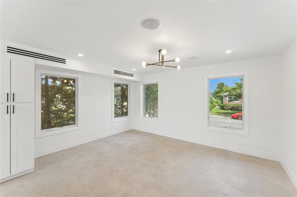Empty room, Interior, Pendant Lights, Recessed Lighting