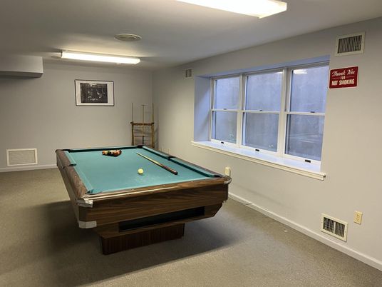 Billiard Table, Game Room, Interior