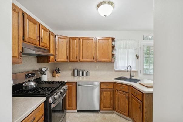 Interior, Kitchen, Stainless Steel Appliances
