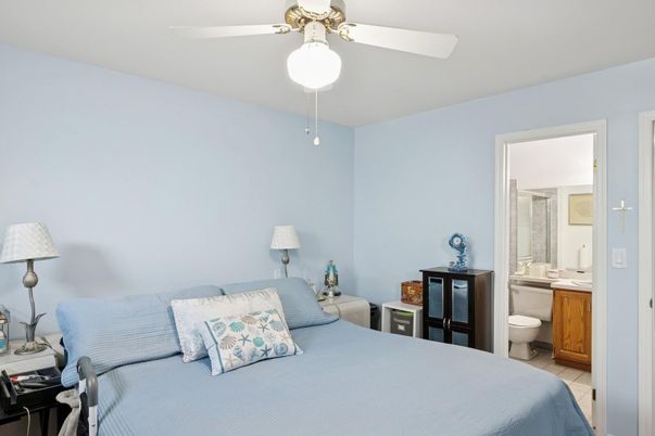 Bathroom, Bedroom, Interior