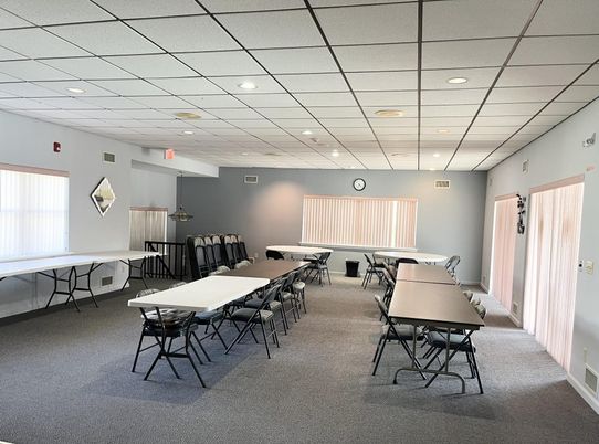 Dining room, Interior, Recessed Lighting