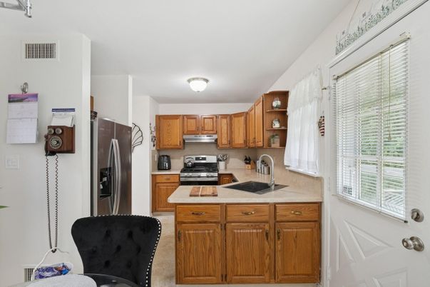 Interior, Kitchen, Stainless Steel Appliances