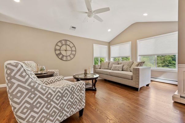 Interior, Living room, Recessed Lighting, Wood Texture Flooring