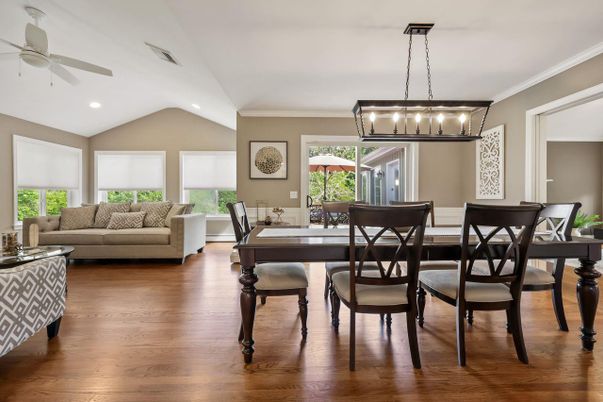 Dining room, Interior, Living room, Pendant Lights, Recessed Lighting, Wood Texture Flooring