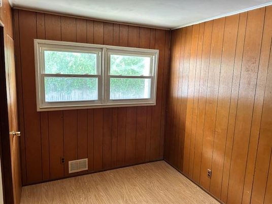 Empty room, Interior, Wood Texture Flooring, Wooden Walls