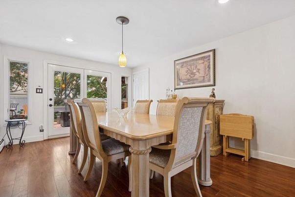 Dining room, Interior, Pendant Lights, Recessed Lighting, Wood Texture Flooring