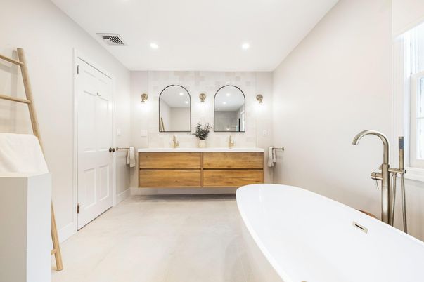 Bathroom, Dual Sink Vanities, Free Standing Baths, Interior, Recessed Lighting