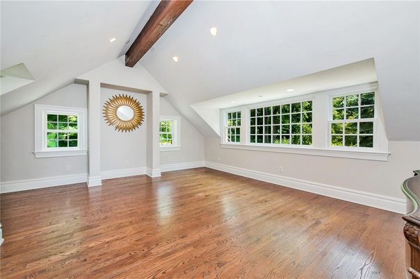 Empty room, Interior, Recessed Lighting, Wooden Beams, Wood Texture Flooring