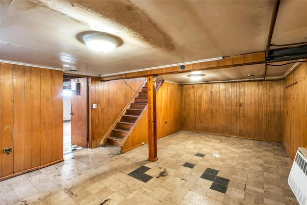 Interior, Wooden Walls