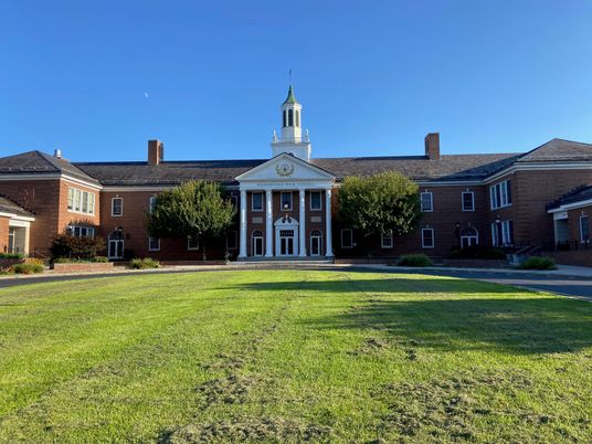 Backyard, Exterior, Facade, Brick Facade, Georgian
