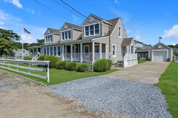 Detached Garage, Exterior, Facade, Cape Cod