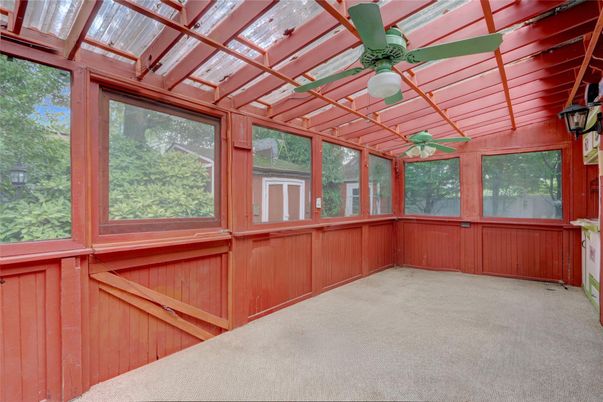 Empty room, Interior, Sun Room