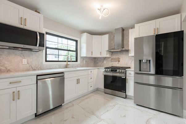 Interior, Kitchen, Marble, Stainless Steel Appliances