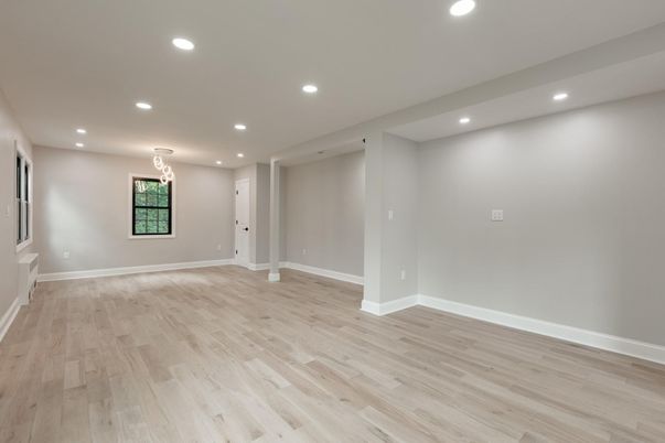 Empty room, Interior, Recessed Lighting, Wood Texture Flooring