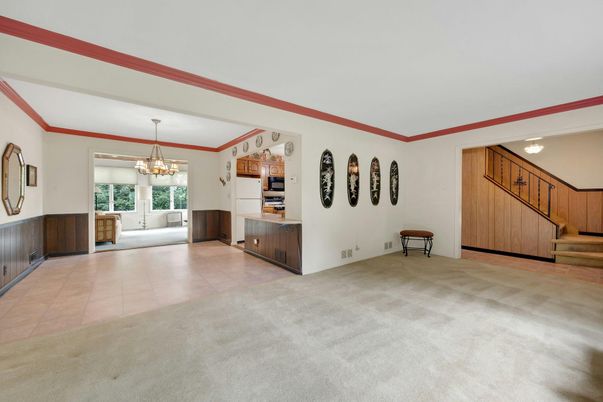 Chandelier, Empty room, Interior