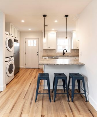 Interior, Kitchen, Pendant Lights, Recessed Lighting, Washer, Wood Texture Flooring