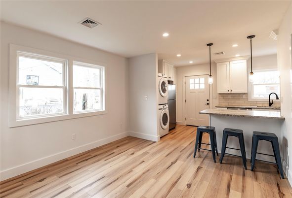 Interior, Kitchen, Pendant Lights, Recessed Lighting, Utility Closets, Washer, Wood Texture Flooring