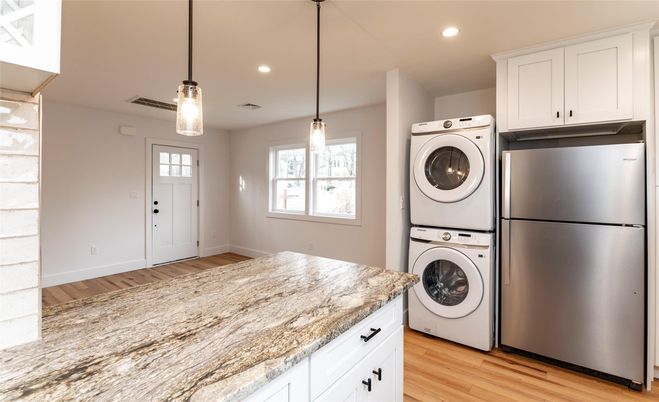 Interior, Kitchen, Pendant Lights, Recessed Lighting, Utility Closets, Washer, Wood Texture Flooring
