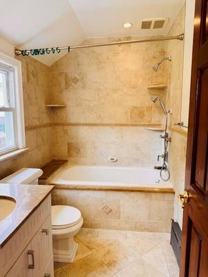 Bathroom, Interior, Recessed Lighting
