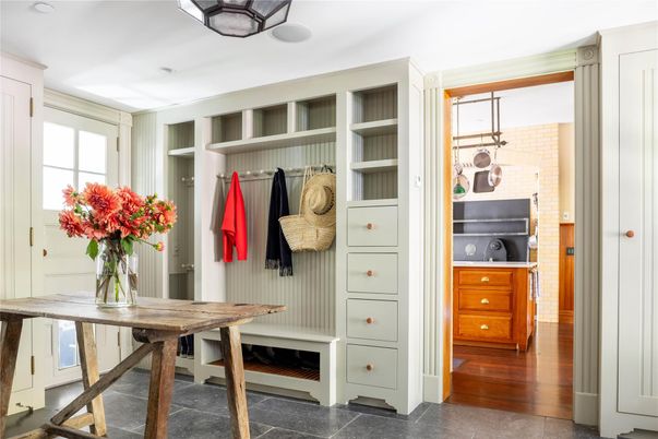 Interior, Walk-in Closets, Wood Texture Flooring