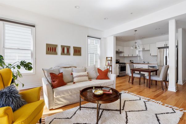 Dining room, Interior, Kitchen, Living room, Pendant Lights, Recessed Lighting, Stainless Steel Appliances, Wood Texture Flooring