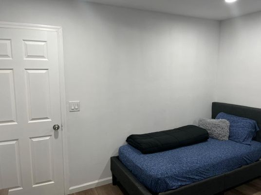 Bedroom, Interior, Recessed Lighting, Wood Texture Flooring