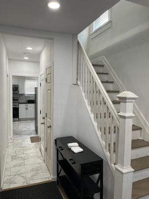 Interior, Kitchen, Marble, Recessed Lighting