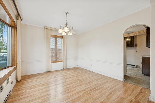 Chandelier, Empty room, Interior, Pendant Lights, Wood Texture Flooring