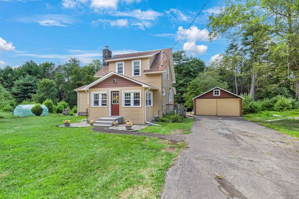 Backyard, Detached Garage, Exterior