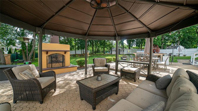 Exterior, Fireplace