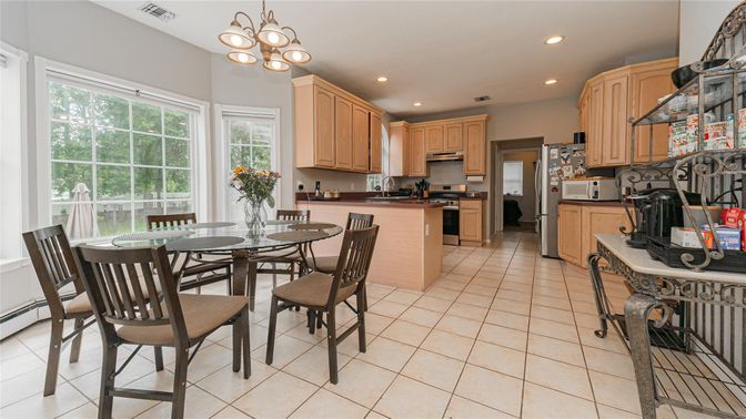 Dining room, Interior, Kitchen, Recessed Lighting