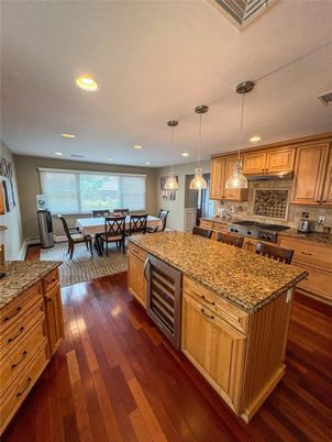 Dining room, Interior, Kitchen, Pendant Lights, Recessed Lighting, Wood Texture Flooring